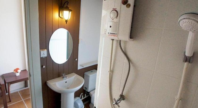 Baan Pimpisa Hotell Bang Sare Eksteriør bilde